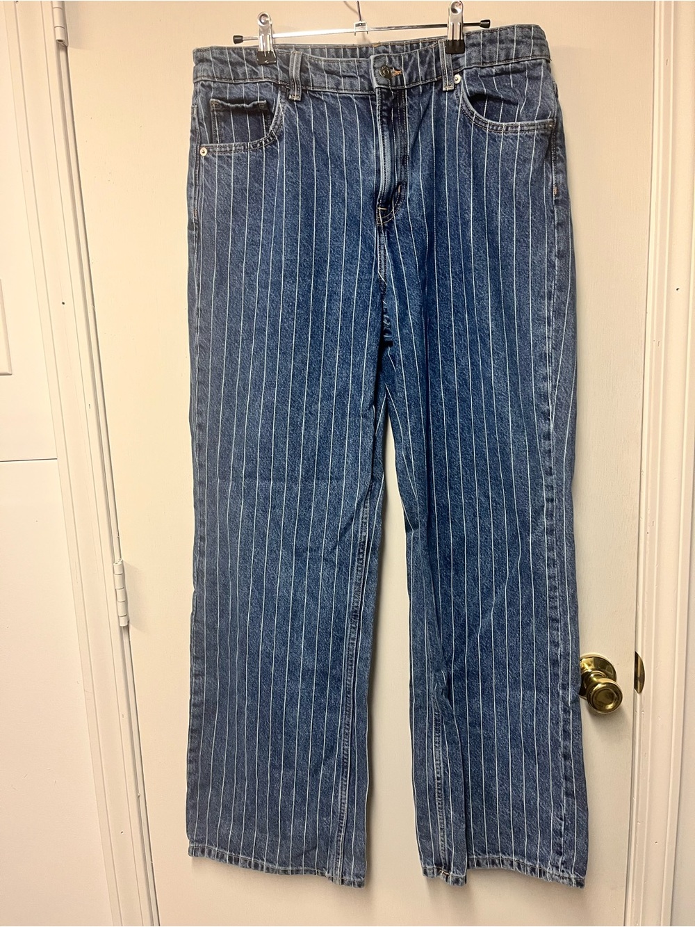 H&M Divided Pinstripe Straight Leg Jeans Size 10 Blue Denim